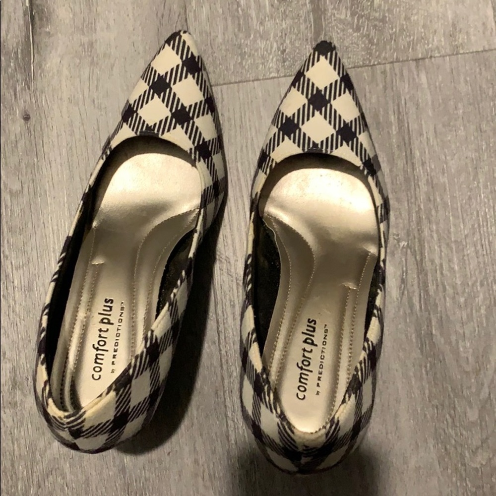 Black and white low heels shoes